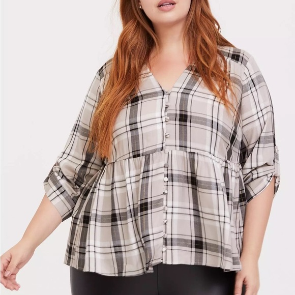 Torrid Tops - Babydoll Rayon Twill Button-Front Top Size 1X